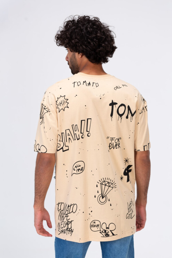 Mens Round T-shirt With Tomato Badge Printed Oon The Front And Back