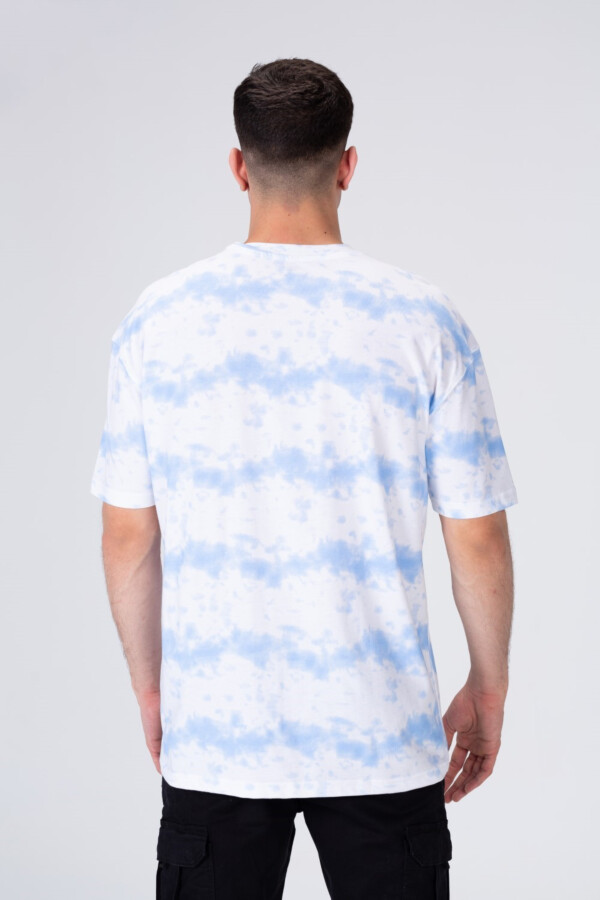 Men's Full Printed Rounded Neck Regular Fit Made Of Cotton T-shirt This Regular Fit Tee Is Perfect For Any Casual Occasion