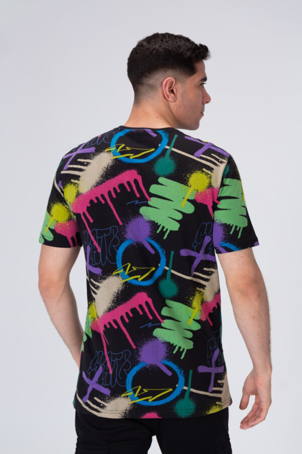 Men's Half Sleeve T-shirt Pprinted In Trendy Colors And Comfortable Material