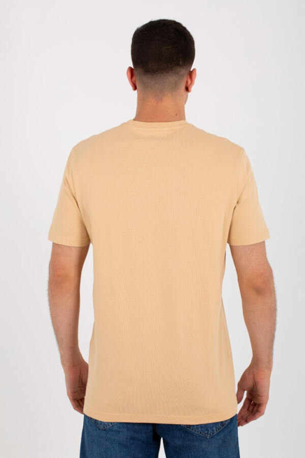Mens Slim Fit Round Neck T-shirt With Short Sleeves And Front Print
