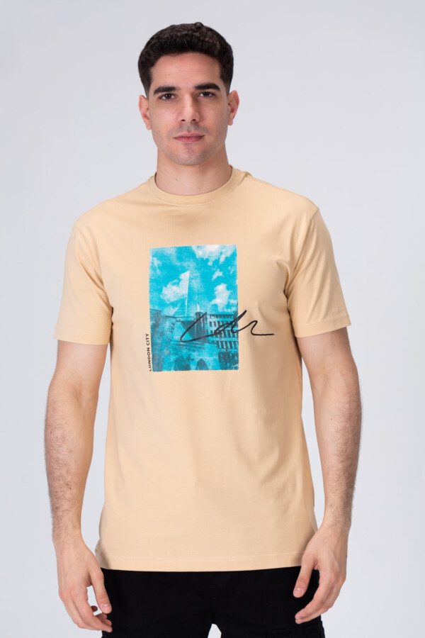 Mens Half Sleeve Printed On The Front Regular Fit T-shirt