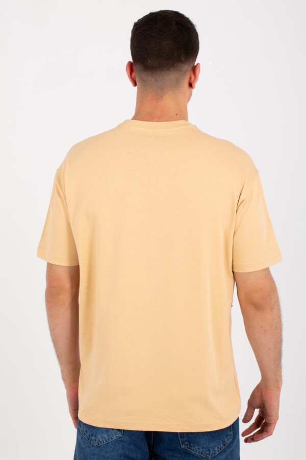 Mens Round Over Size T-Shirt In Summer Melton Material With A Pocket On The Front