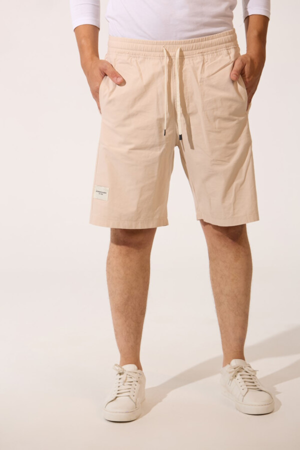 Men's High Quality Basic Linen Short With Drawstring At The Waist And Pockets