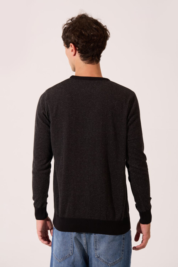 Men's Slim Fit Cotton Crew Neck Printed Long Sleeve Pullover