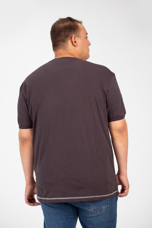 Men's Big Size T-shirt With Front Print Half Sleeves And A Round Neck