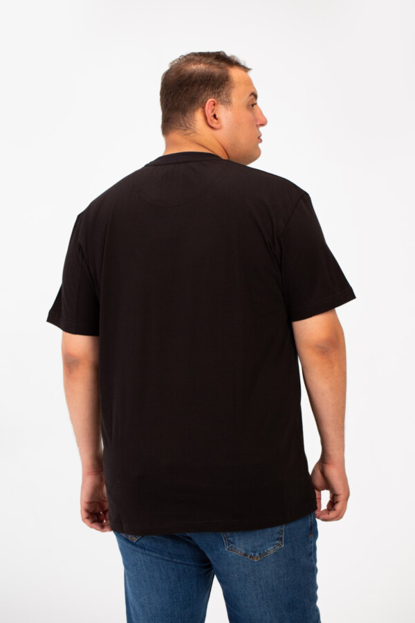 Men's Big Size Front Pocket Text Print T-shirt With A Round Neck And Short Sleeves