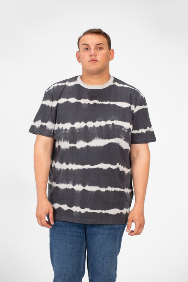 Men's Big Size Short Sleeves Round Neck Jakar T-shirt In A Modern Design