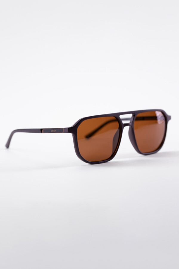 Men's Casual Sunglasses With An Elegant Design