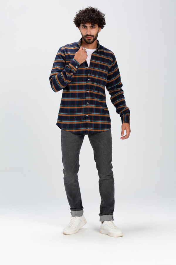 Men's Classic Checked Long Sleeves Regular Fit Made Of Soft Material Shirt