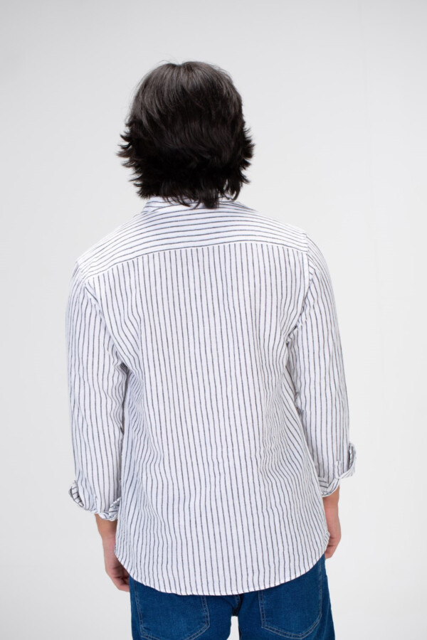 Mens Long Sleeved Slimfit Shirt With Comfortable Linen Material