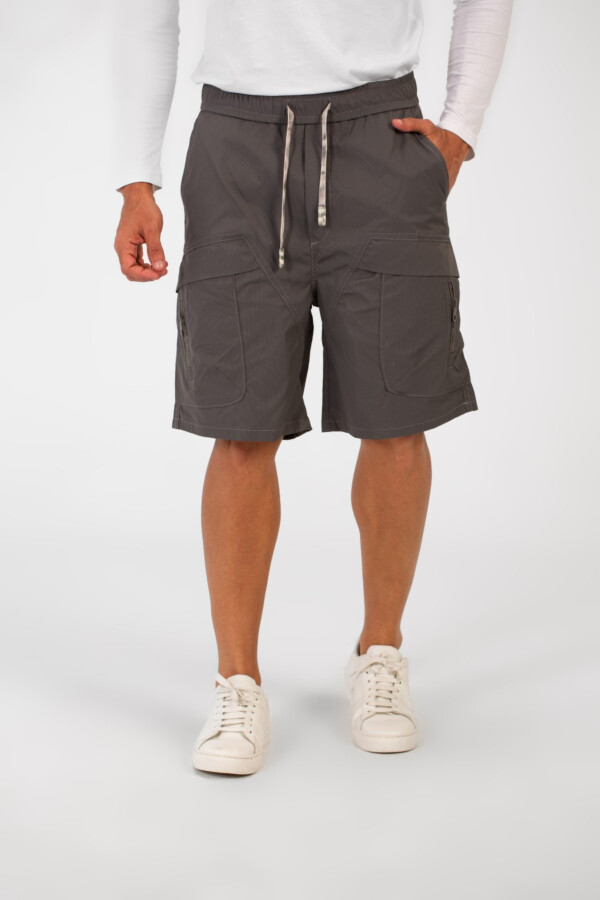 Men's Summer Basic Waterproof Short With Elastic Waistband And Zippered Pockets