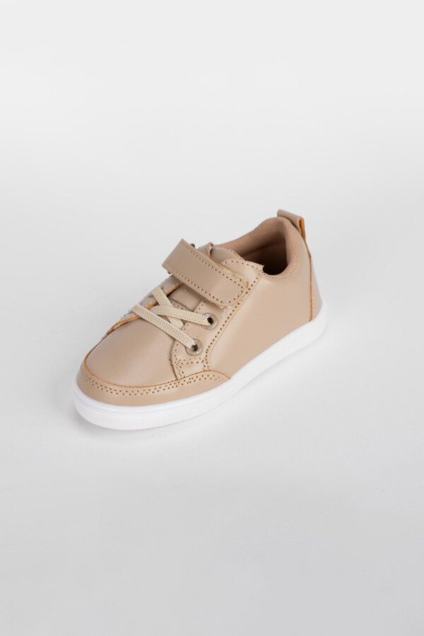 Boy's Flat Sole Faux Leather Sneaker With Unique Style