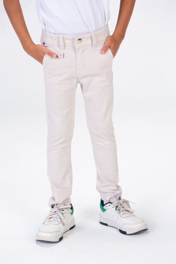 Boys Gabardine Trousers With A Modern Fit And Basic Colours