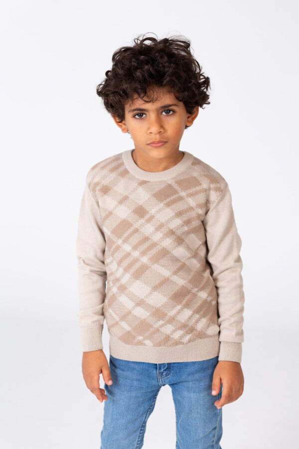 Boy's Checked Pullover With A Round Neck And Comfortable Cotton Material