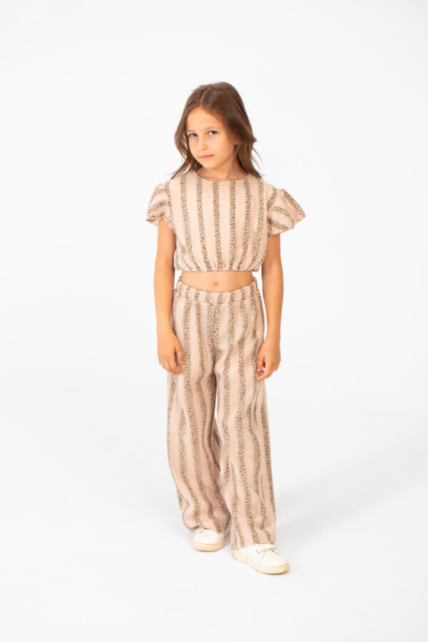 Girl's Striped Outfit Croped Blouse With Ruffles On The Shoulder And Pants