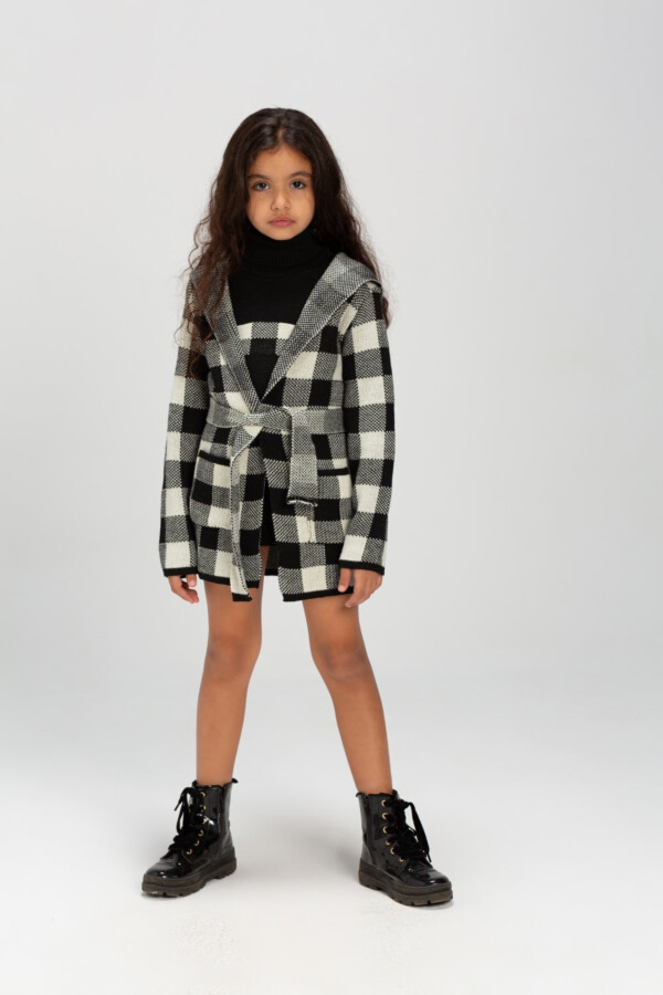 Girl's Long Sleeve Basic Regular Fit High Neck Checked Outfit With Unqiue Design