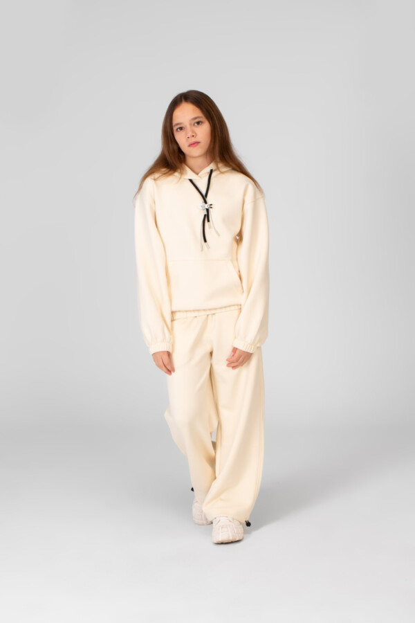 Girl's Hoodie And sweatpants Training Suit In Practical Material And A Modern Cut