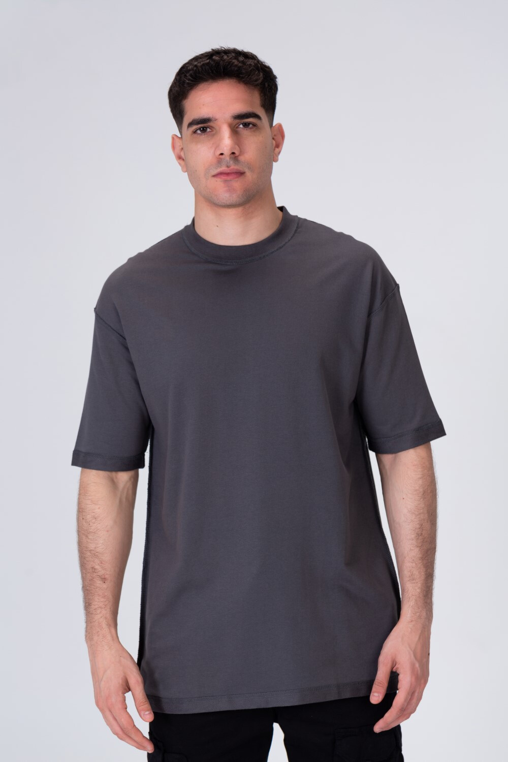 Mens Half Sleeve T-shirt With A Round Neck And A Shoulder Line