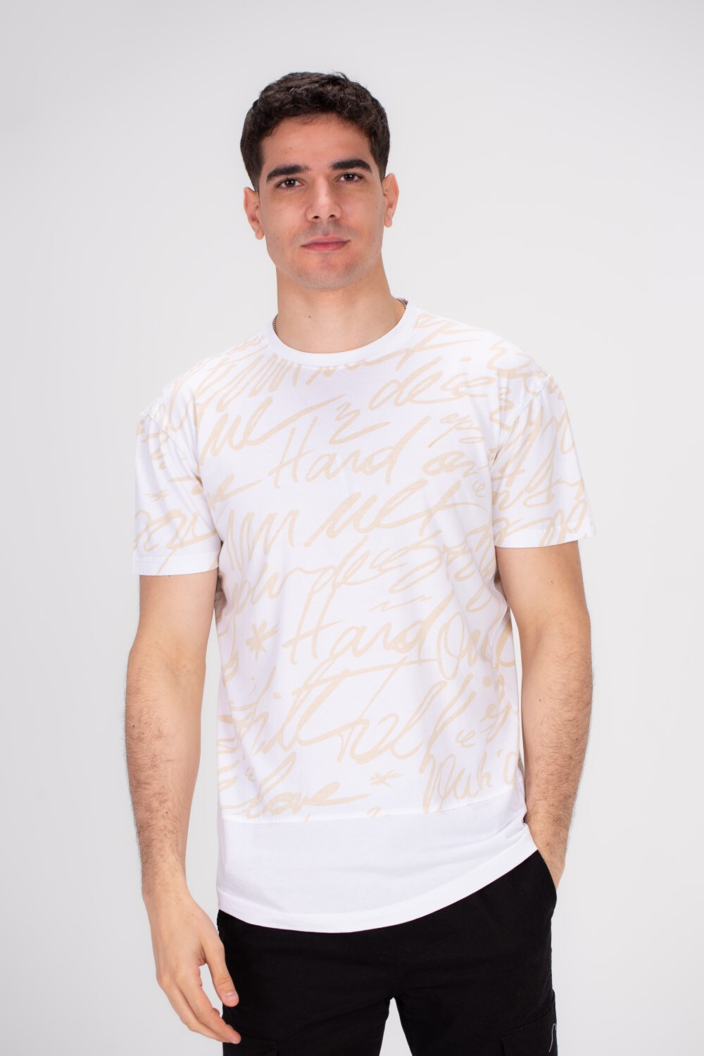 Men's Rounded Neck Full Cover Printed Made Of Comfort Cotton Regular Fit T-shirt Stay Cool  & Fashionable With Tomato