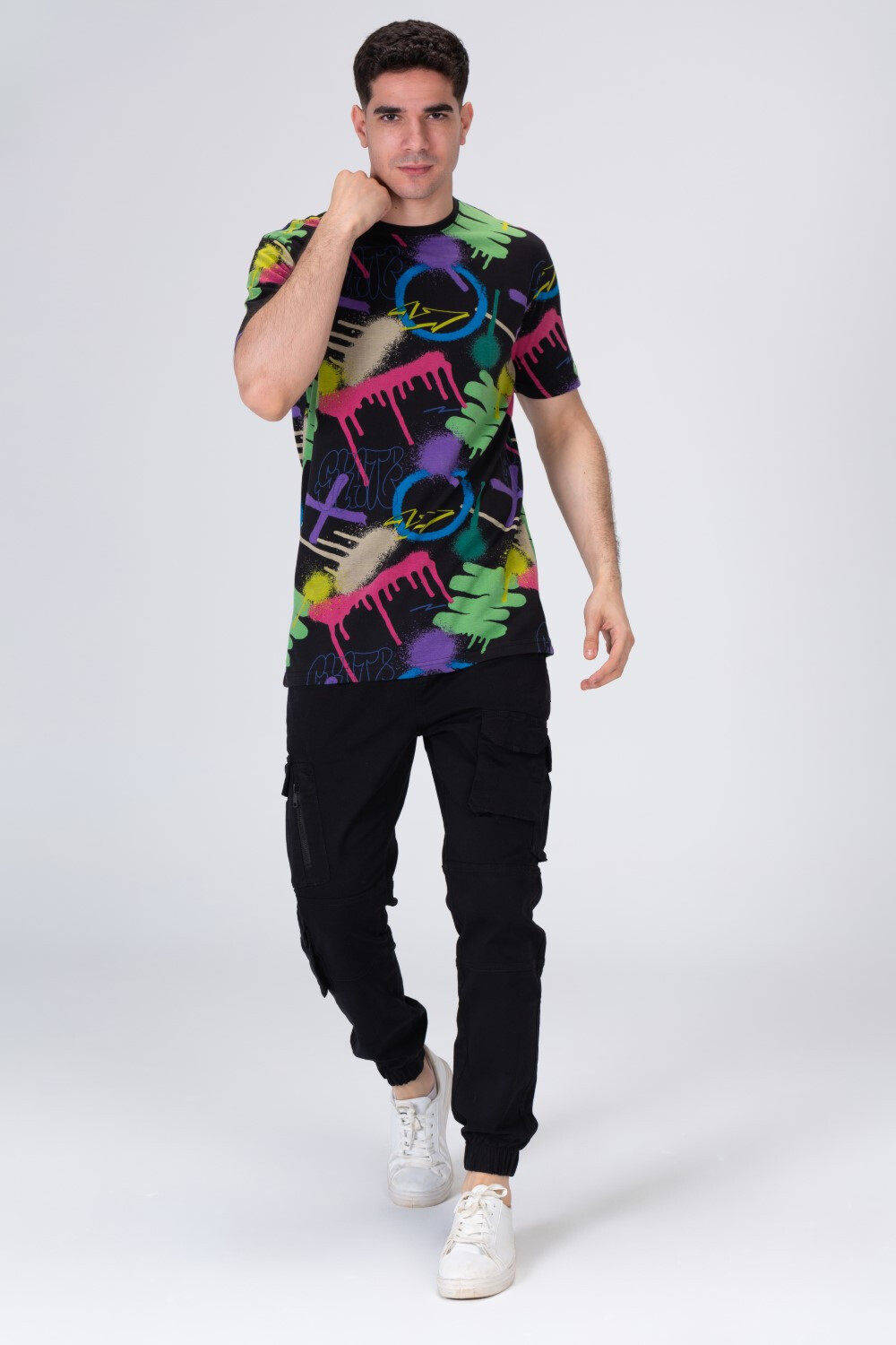 Men's Half Sleeve T-shirt Pprinted In Trendy Colors And Comfortable Material