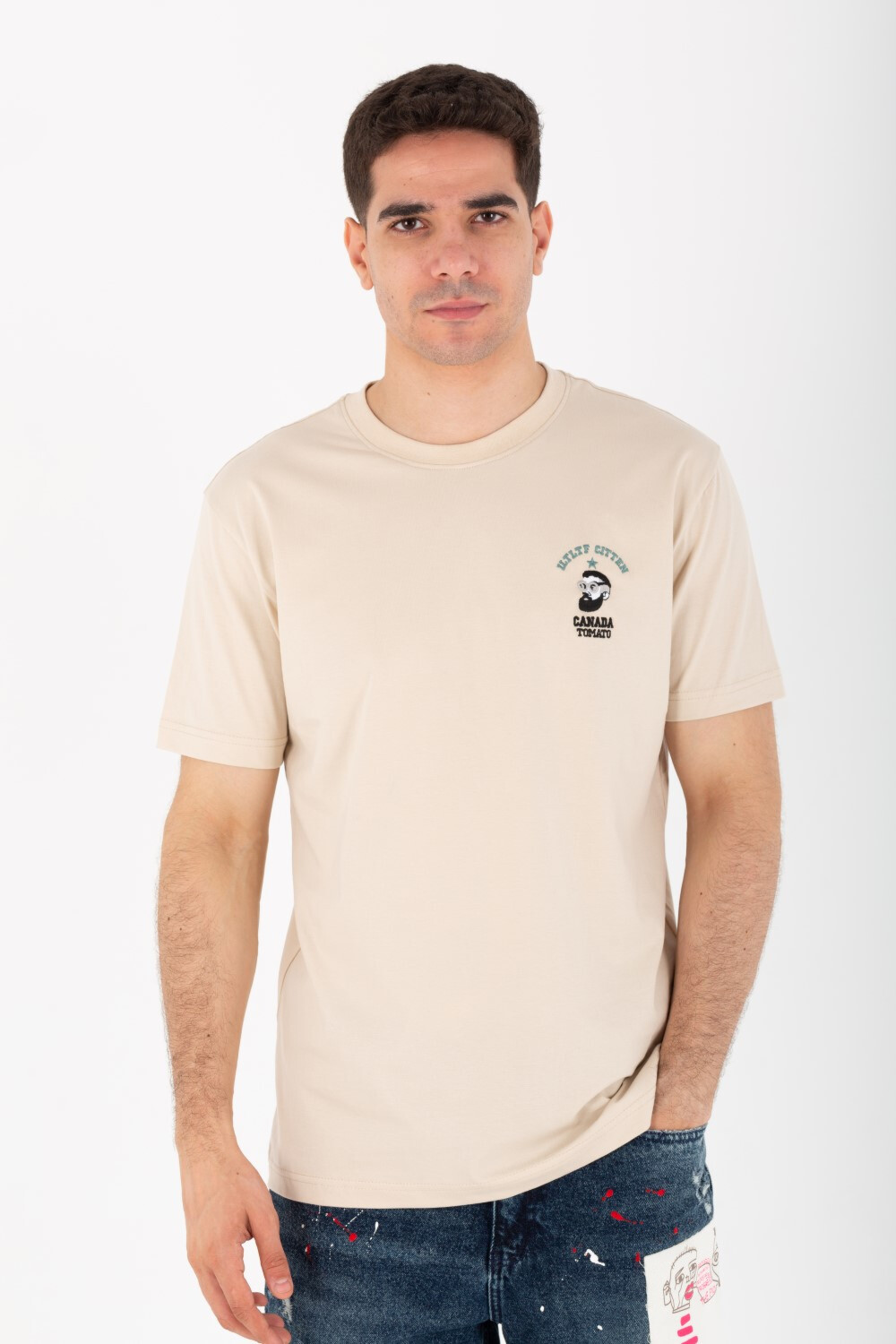 Mens Slim Fit Printed T-shirt With Short Sleeves And Round Neck