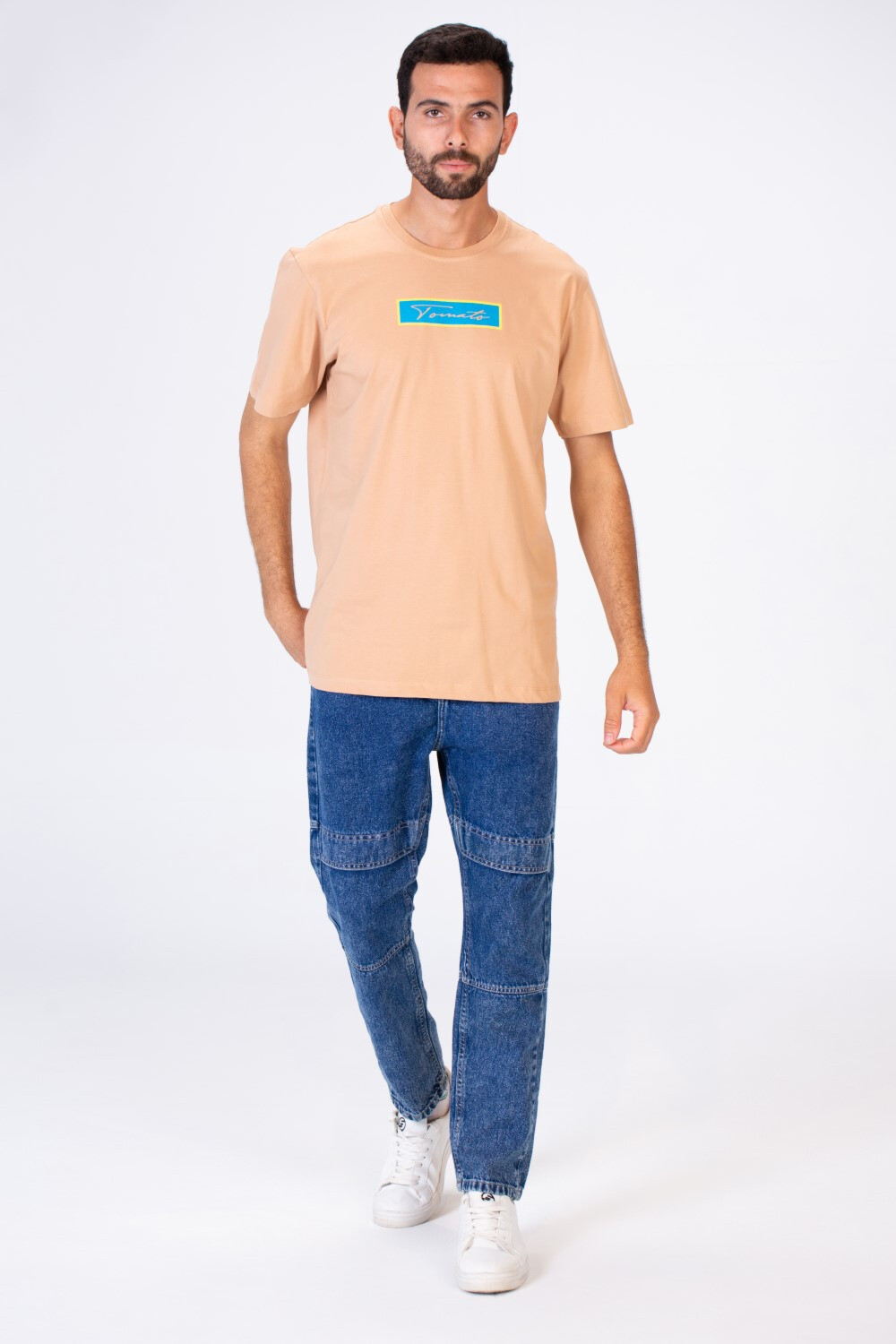 Men's Slim Fit Round Neck Printed T-shirt