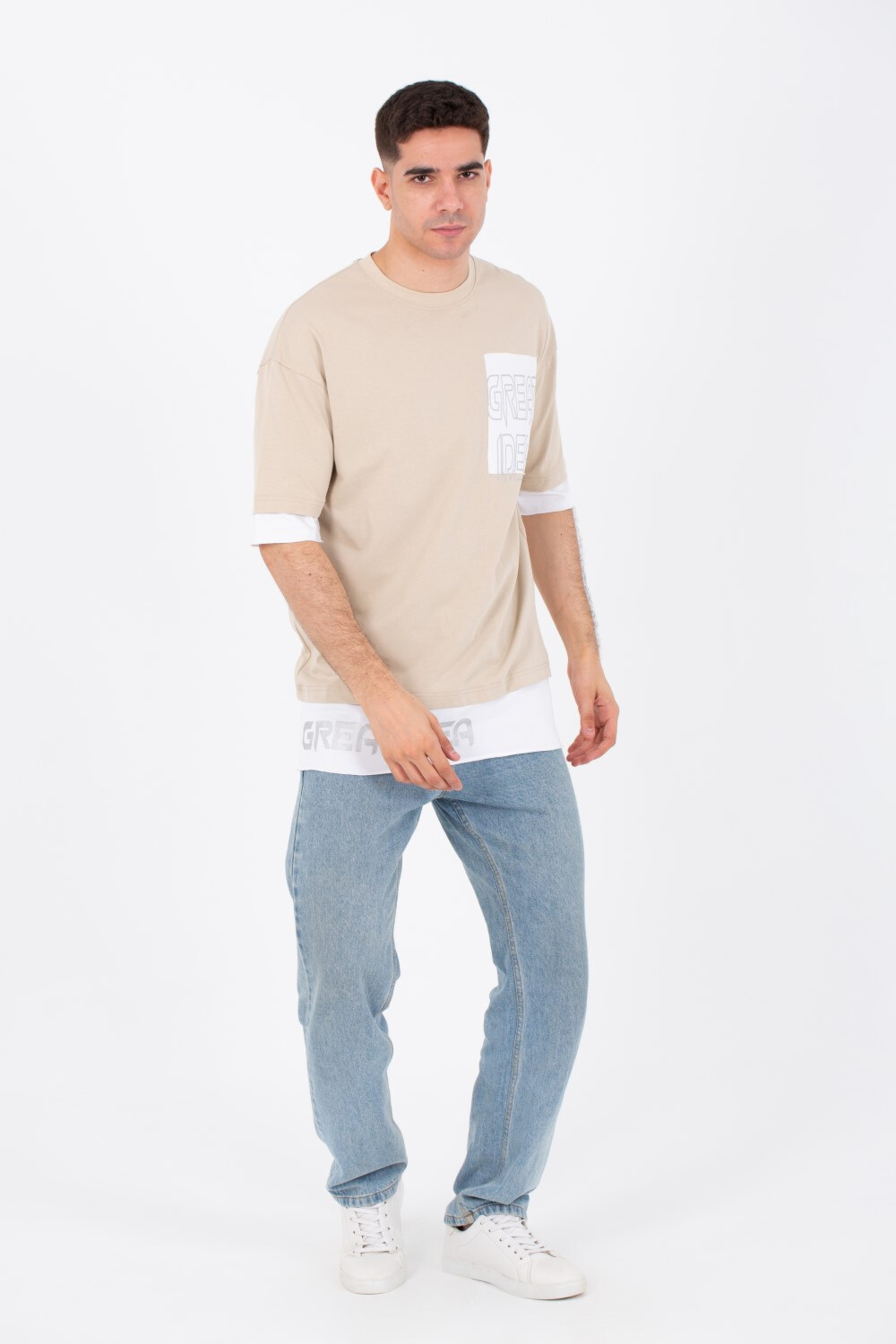Mens Oversize Basic T-shirt With A Round Neck And Front Print