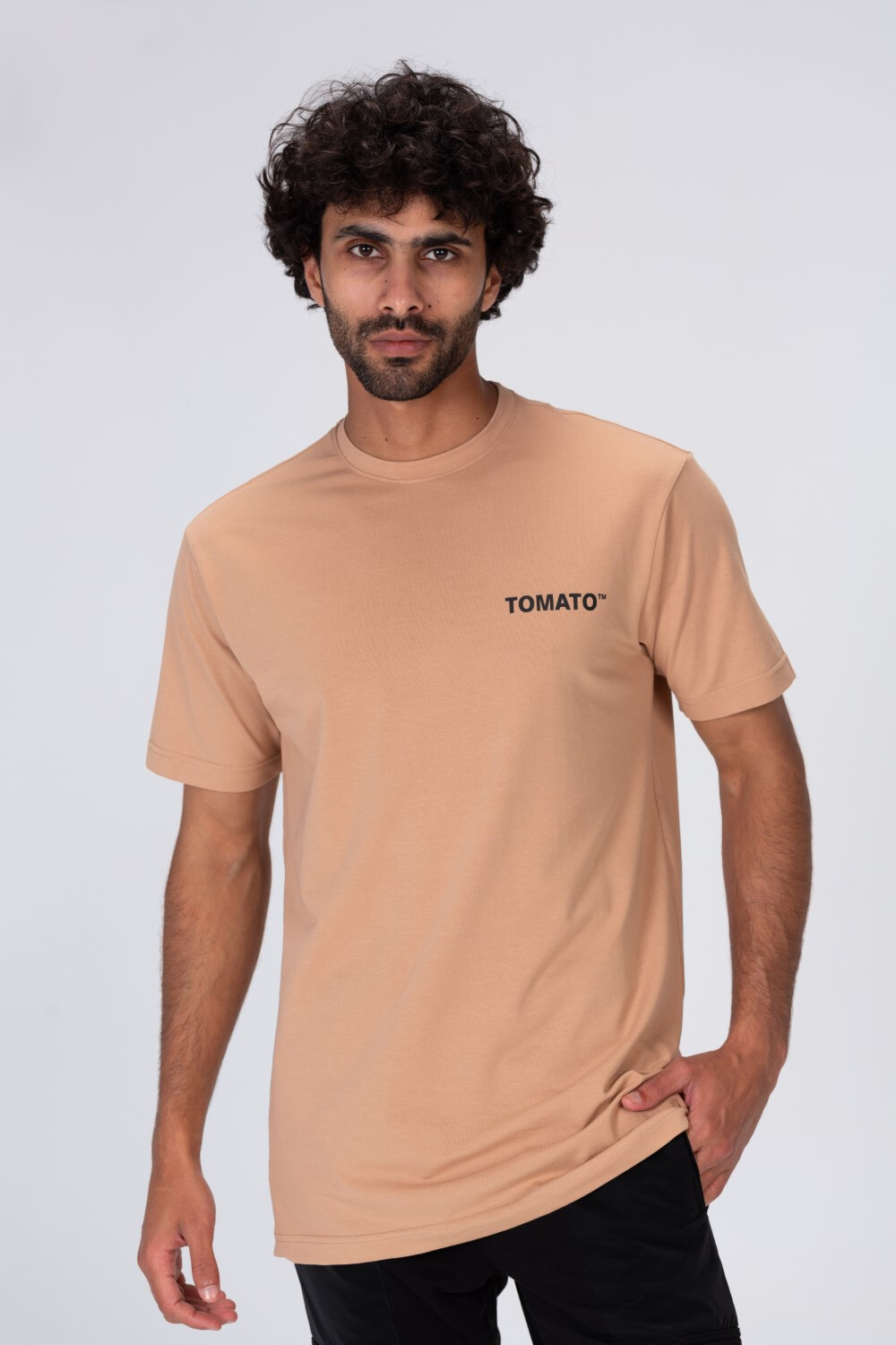 Mens Tomato T-shirt With A Distinctive Print And Material That Is Suitable For Every Day