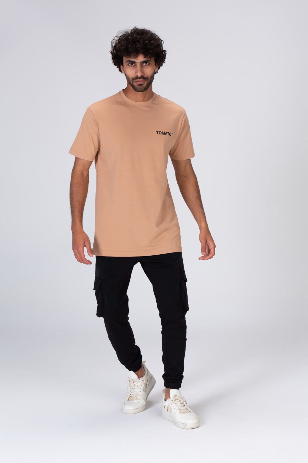 Mens Tomato T-shirt With A Distinctive Print And Material That Is Suitable For Every Day