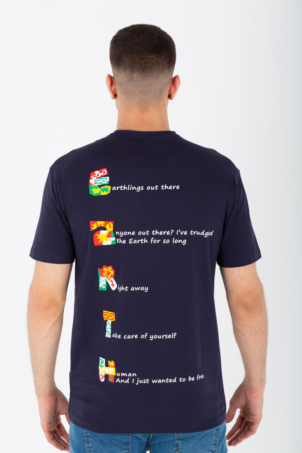 Men's Slim Fit T-shirt With A Round Neck Made Of Summer Melton Material