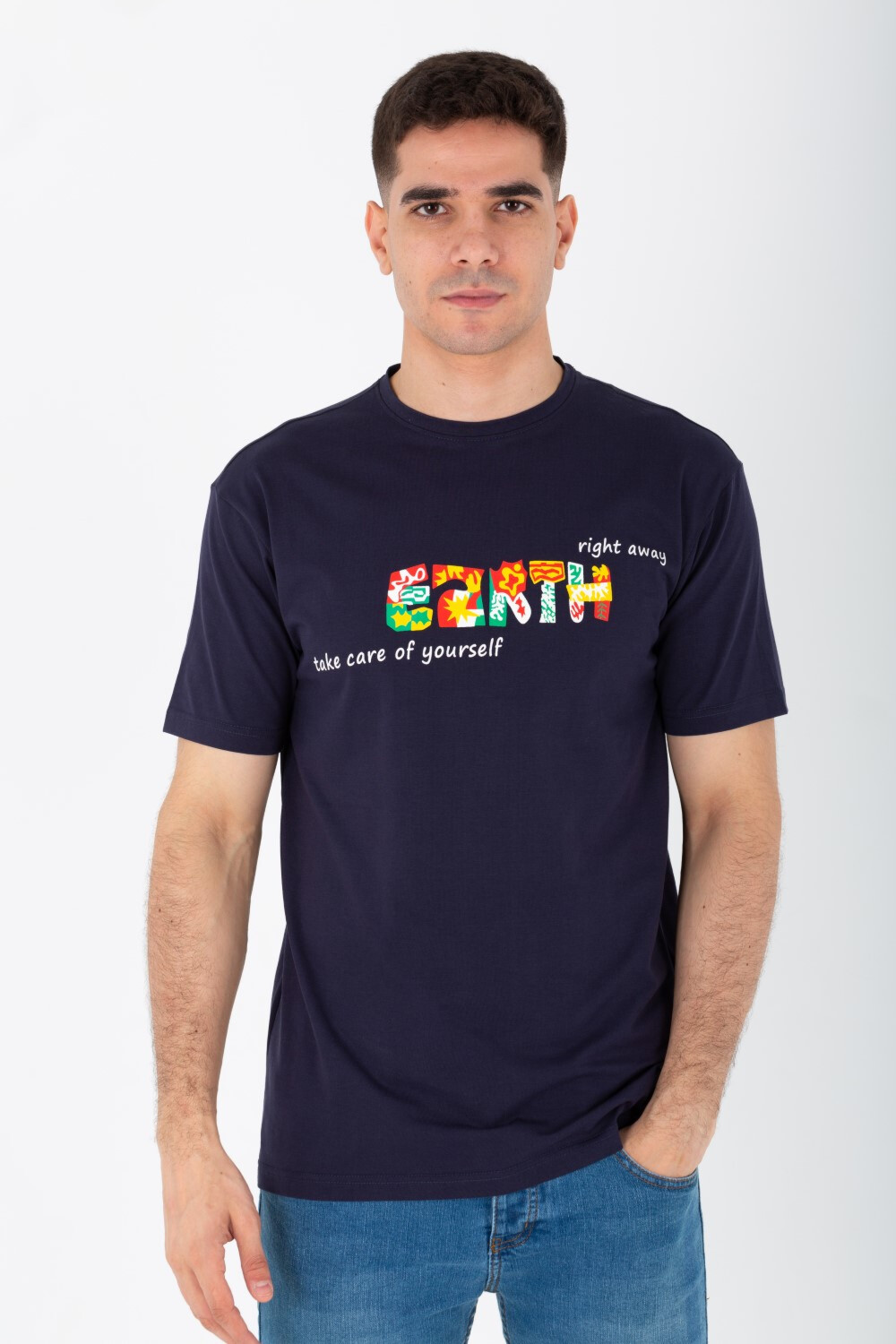 Men's Slim Fit T-shirt With A Round Neck Made Of Summer Melton Material