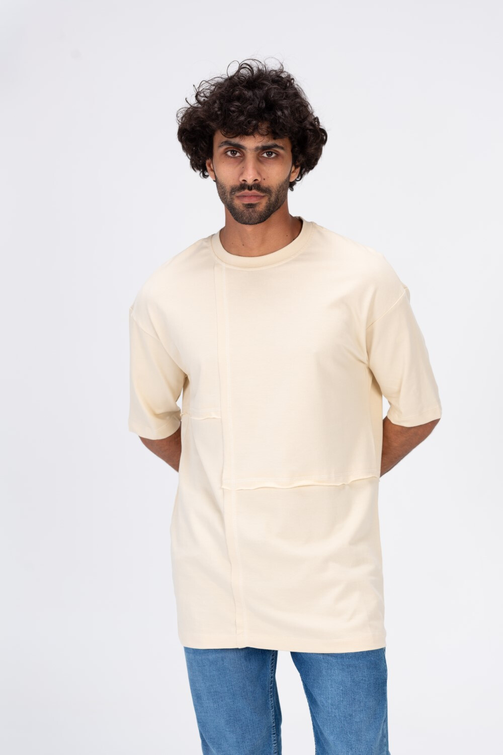 Mens Loose Fit Crew Neck T-Shirt With Unique And New Modern Cut