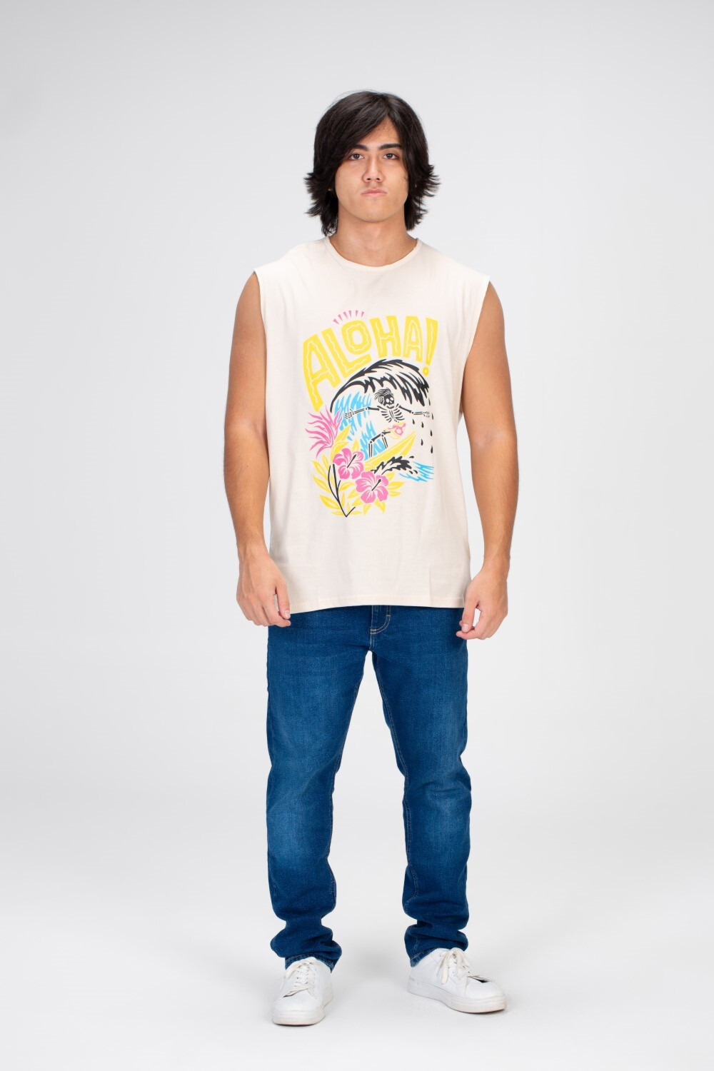 Men's Summer Cut T-shirt Printed On The Front With Comfortable Material