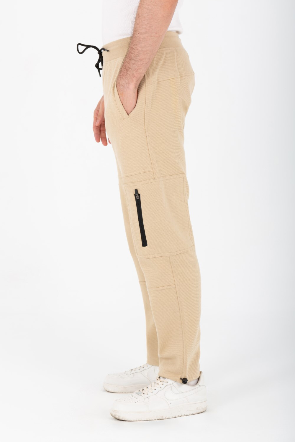 Men's Sweatpants With Modern Side Pockets In Cotton Melton Material