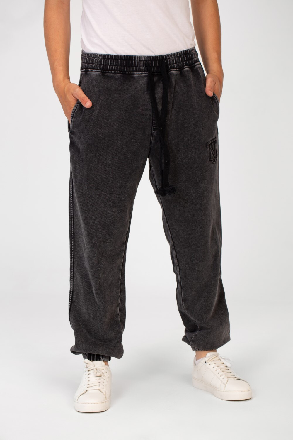 Men's Tomato Oversized Sweatpants With Modern Cut And Pockets