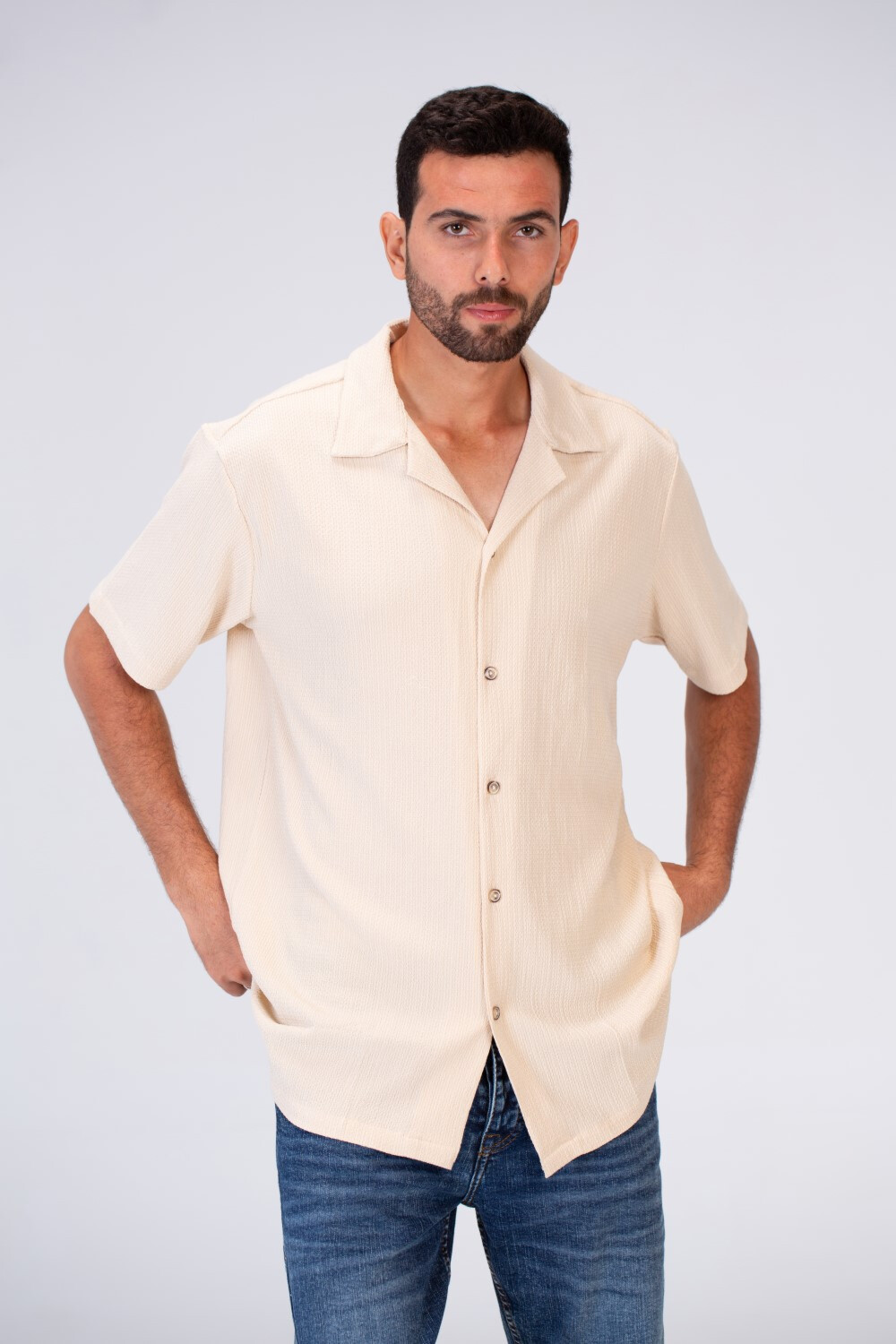 Mens Basic Half Sleeve Shirt With Comfortable Summer Material That Is Suitable For Every Day