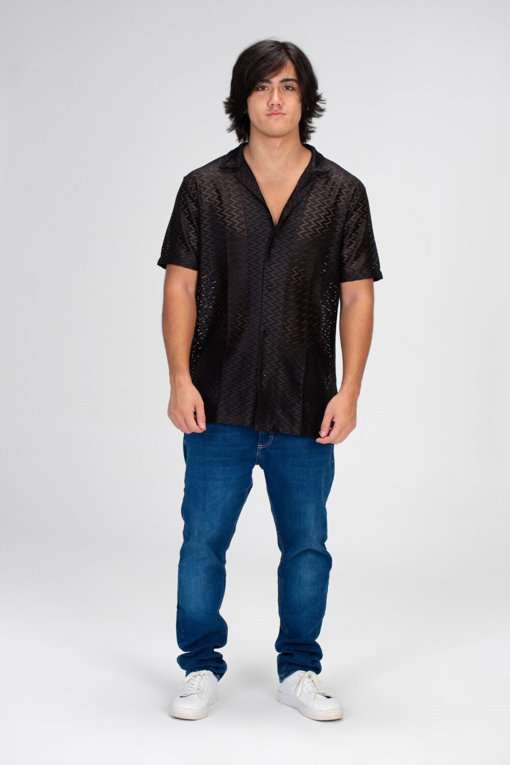 Men's Half Sleeve Slim Fit Shirt With A Unique Cut