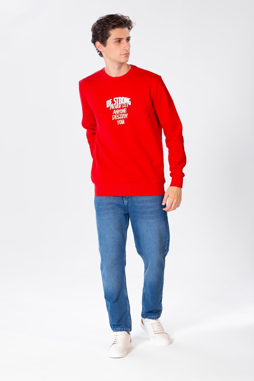 Men's Sweatshirt With Front Print And Round Neck