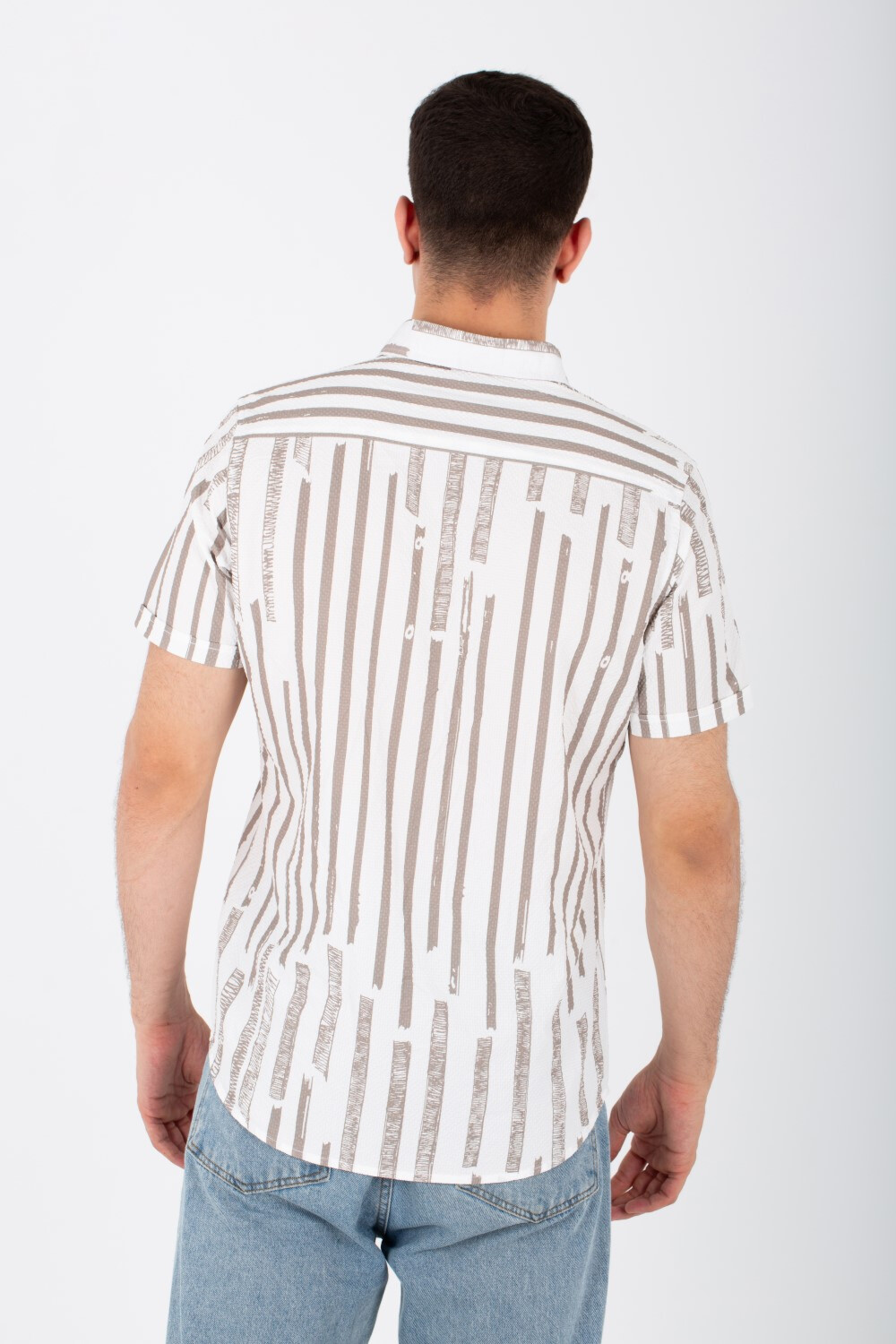 Mens Short Sleeve Striped Slim Fit Shirt In Printed Poplin Material