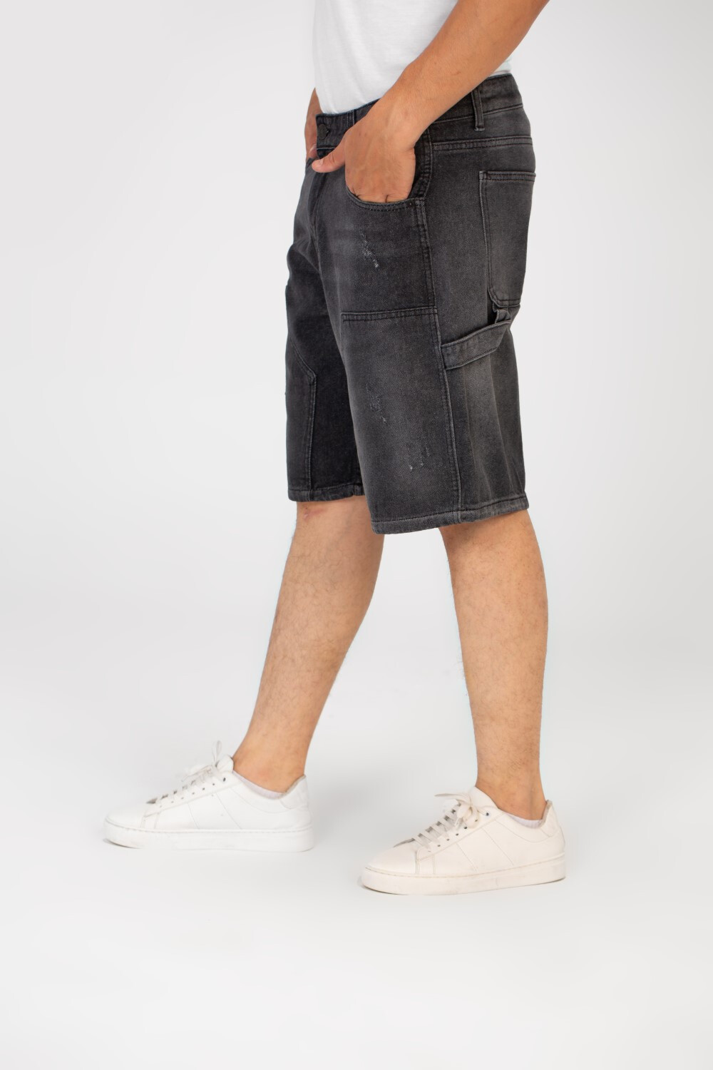 Men's Laser Jeans Modern Short With Pockets And High Quality Material