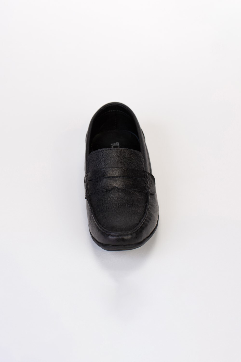 Mens Leather Shoes With High Quality Material And Basic Colors