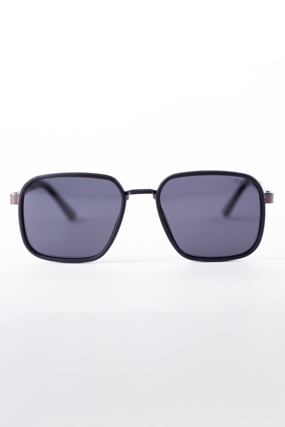 Men's Sunglasses With Distinctive Frames And Luxury Material Ideal For Driving And Outdoor Activities