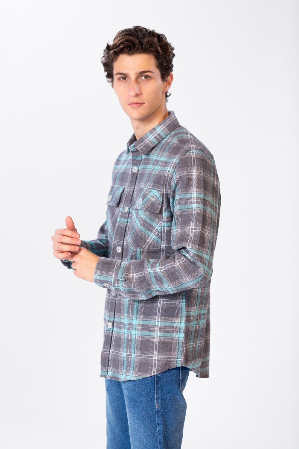 Men's Checked Shirt With Buttons And Front Pockets