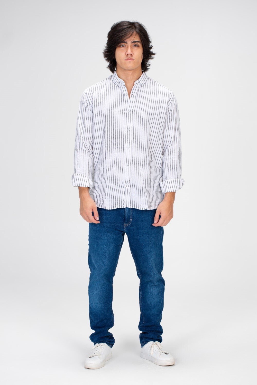 Mens Long Sleeved Slimfit Shirt With Comfortable Linen Material