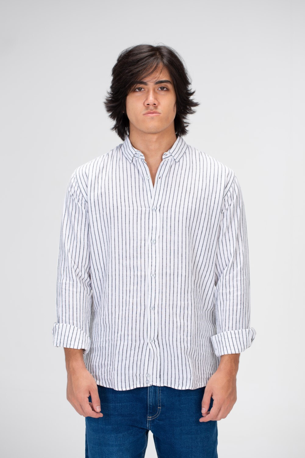 Mens Long Sleeved Slimfit Shirt With Comfortable Linen Material