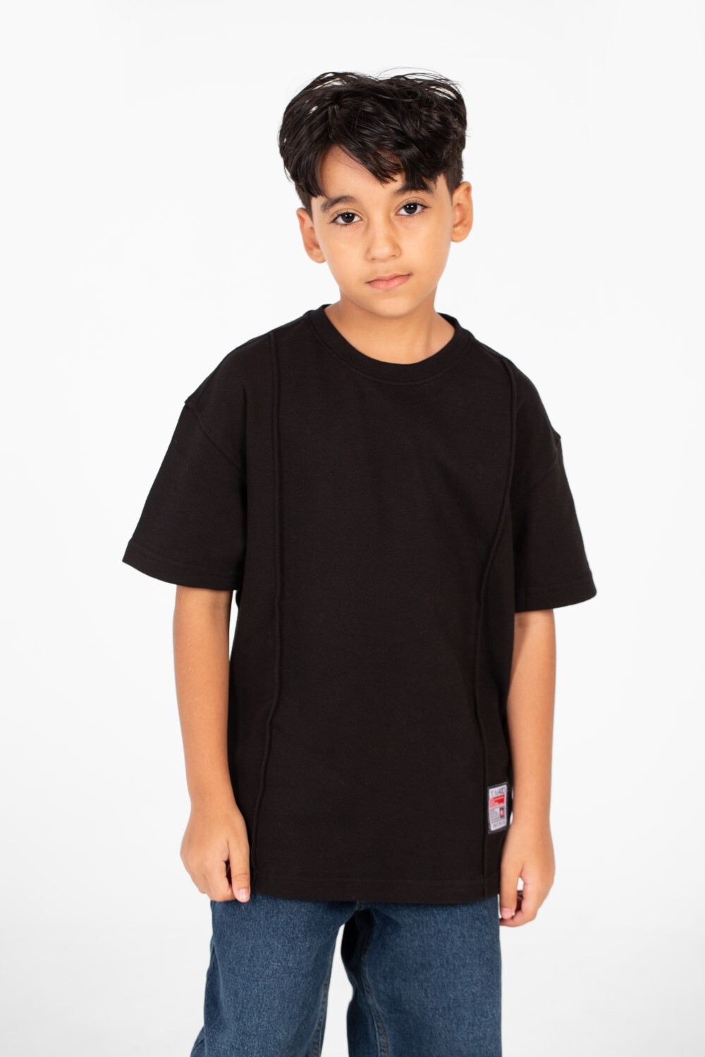 Boy's Basic Modern Design T-shirt With A Round Neck And Short Sleeves
