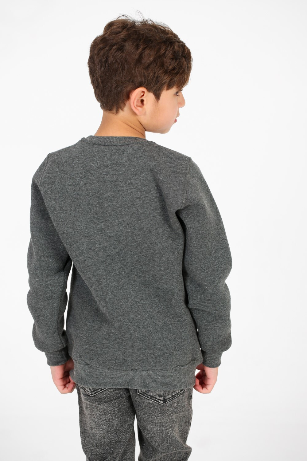 Boy's Round Neck Sweatshirt With Front Graphic Print