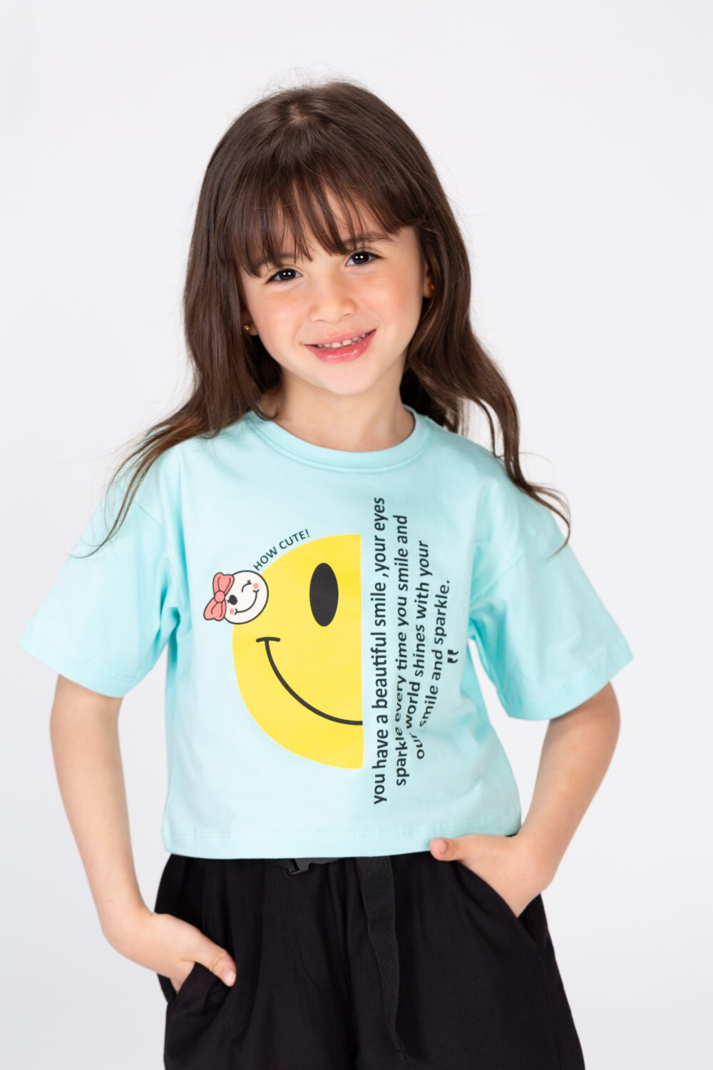 Girls Smily Face Short T-shirt With Wide Short Sleeves