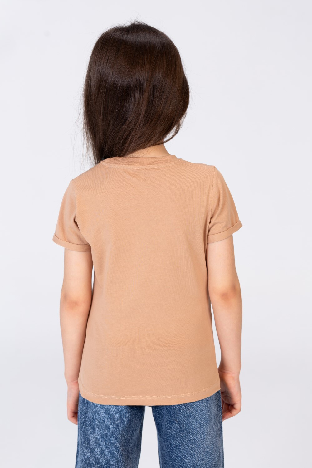 Girls Half Sleeved T-shirt With A Distinctive Cartoon Print And Comfortable Material