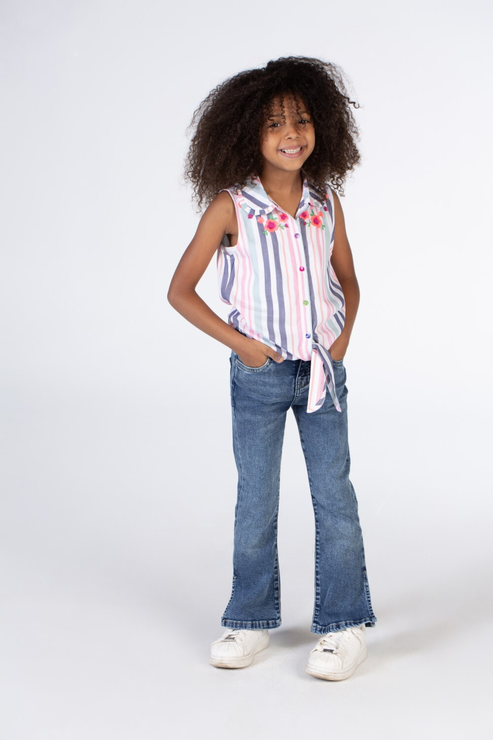 Girls Collar Striped Blouse With Front Buttons  And Floral Print